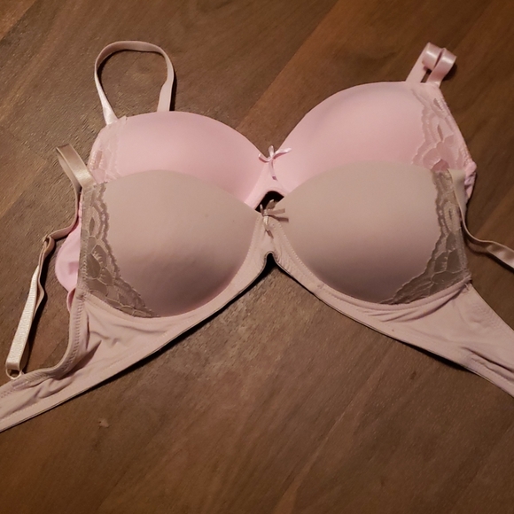 Sold - Picture 1 of 2